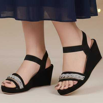 Sandália Anabela Feminina com Strass Salto Médio Confortável e Elegante Elástico Ajustável