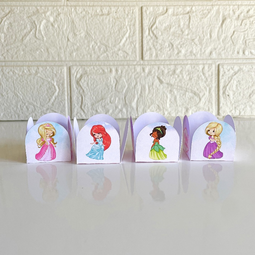 FORMINHA DE DOCE PERSONALIZADA PRINCESAS CUTE FORMA/ DOCINHO/ BRIGADEIRO/ TRUFA