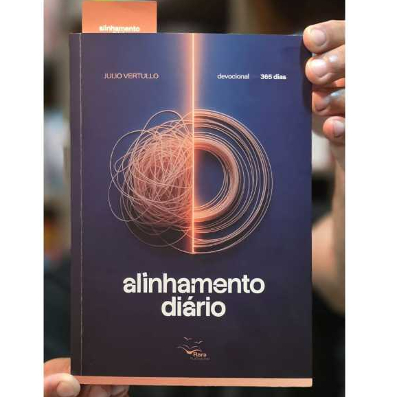 Alinhamento Diário | Devocional 365 Dias com Deus • Transforme Sua Rotina com Fé e Propósito