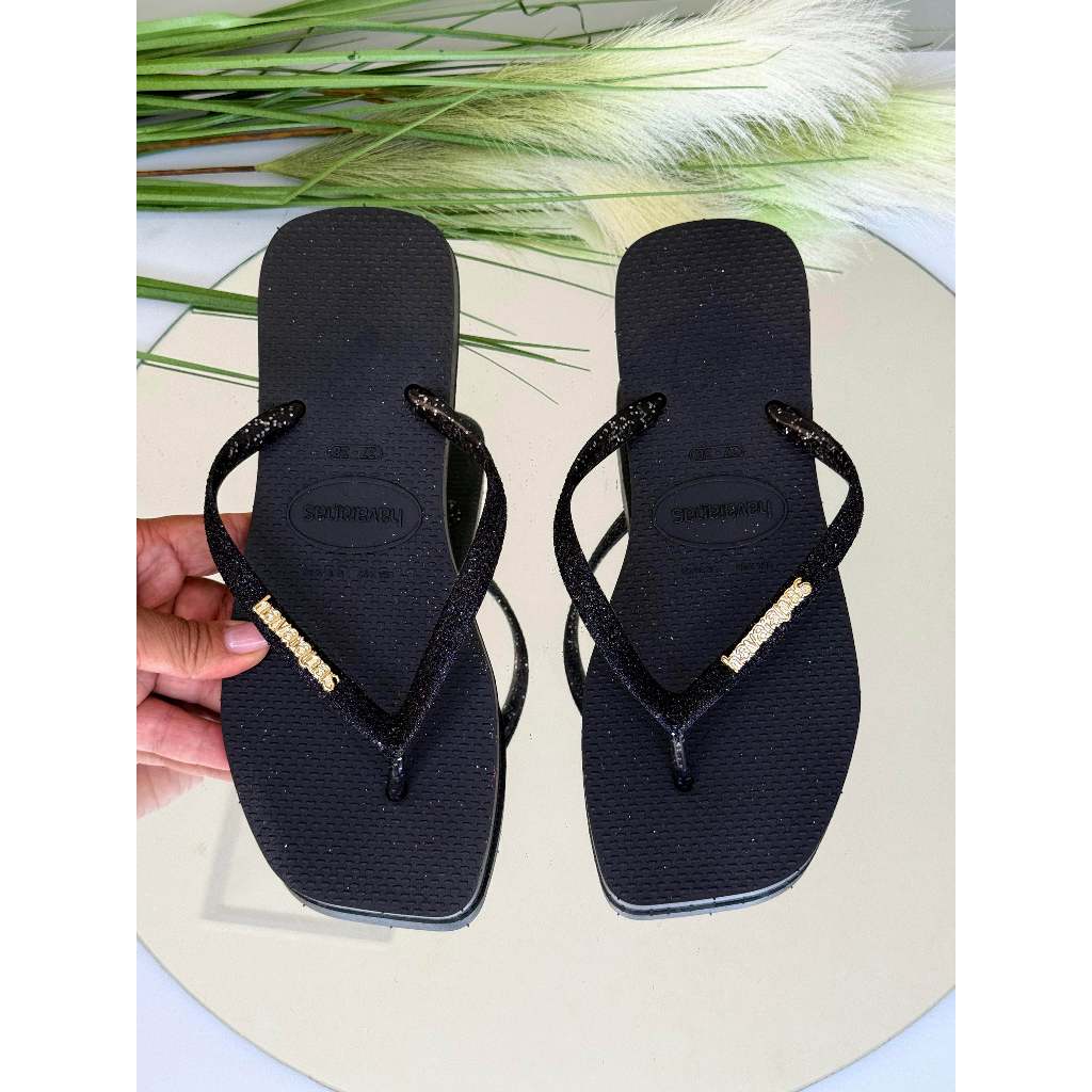 Chinelo Feminino com Glitter Brilhante – Confortável, Antiderrapante e Estiloso em Oferta na Shopee