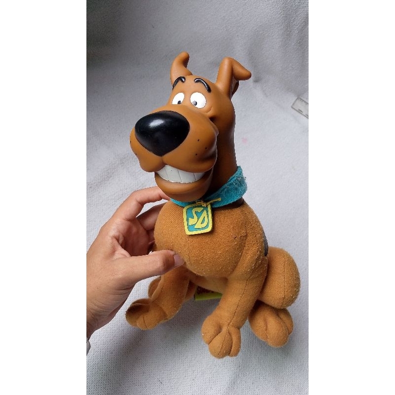 Boneco Anos 90 SC0Oby Multibrink usada