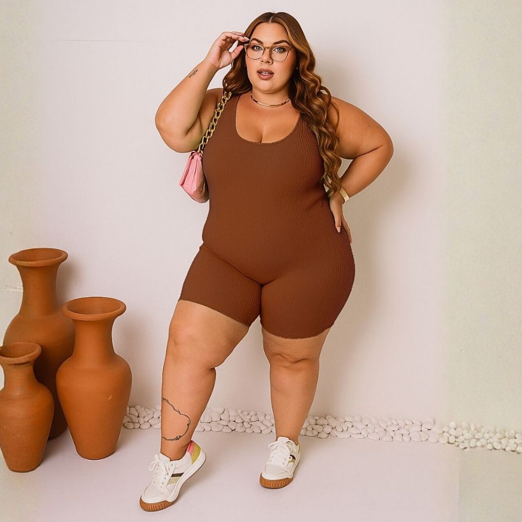Macacão Curto Plus Size Feminino Canelado Sem Mangas Confortável Ajustado ao Corpo Casual Moderno