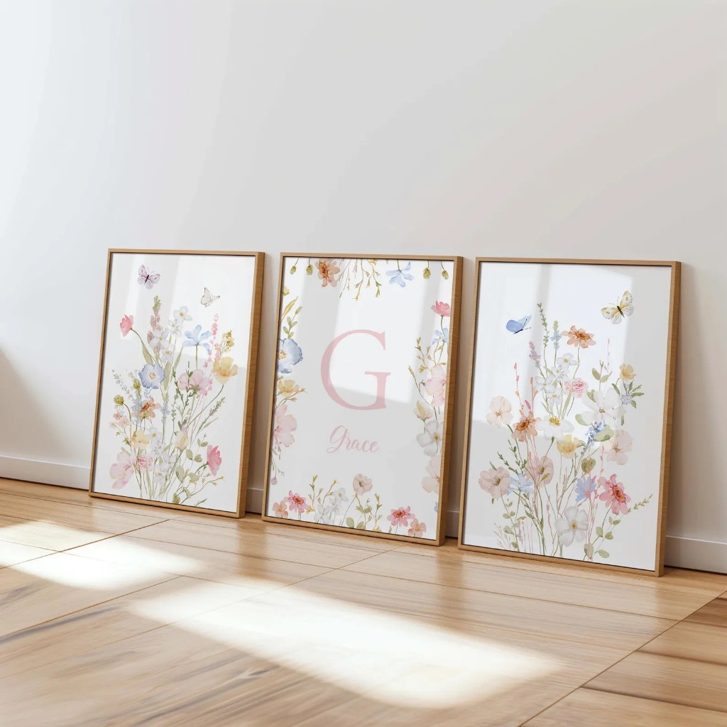 Quadros PERSONALIZADOS COM NOME - Envie no chat | Infantil Arco Iris, Borboleta | Quarto Menina – Jardim de Flores No2