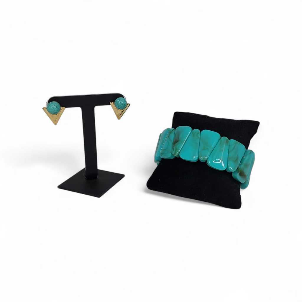 Kit Bracelete de Entremeios de Resina Turquesa e Brinco Dourado com chaton