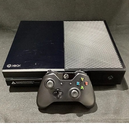 Microsoft Xbox One 500 G + 1 controle + 100 jogos Brinde !!