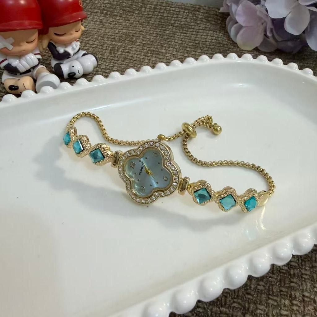 Relógio Elegante de Trevo de Quatro Folhas zircão Pulseira ajustável para Presente Perfeito Remosú em Oferta na Shopee