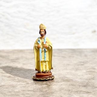 Imagem São Brás Resina Nobre 7cm em Oferta na Shopee