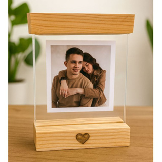 Porta Retrato com Base Madeira e Vidro Duplo Personalizado Presente Romântico Decorativo em Oferta na Shopee