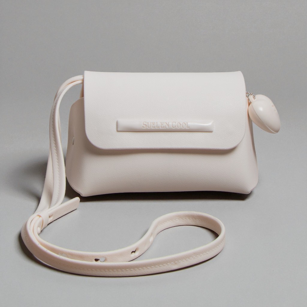 Bolsinha Suellen Pequena Feminina com Coração – Clutch, Necessaire, Bolsa Porta Maquiagem promoção