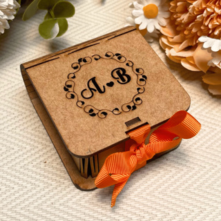 Kit 80 Lembrancinha Casamento Noivado Caixa Personalizada Iniciais Casal MDF Caixinha Pegue e Monte em Oferta na Shopee