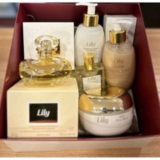 KIT lili creme e perfume 350ml acetinado corpo e mãos hidratante lily lulli em Oferta na Shopee
