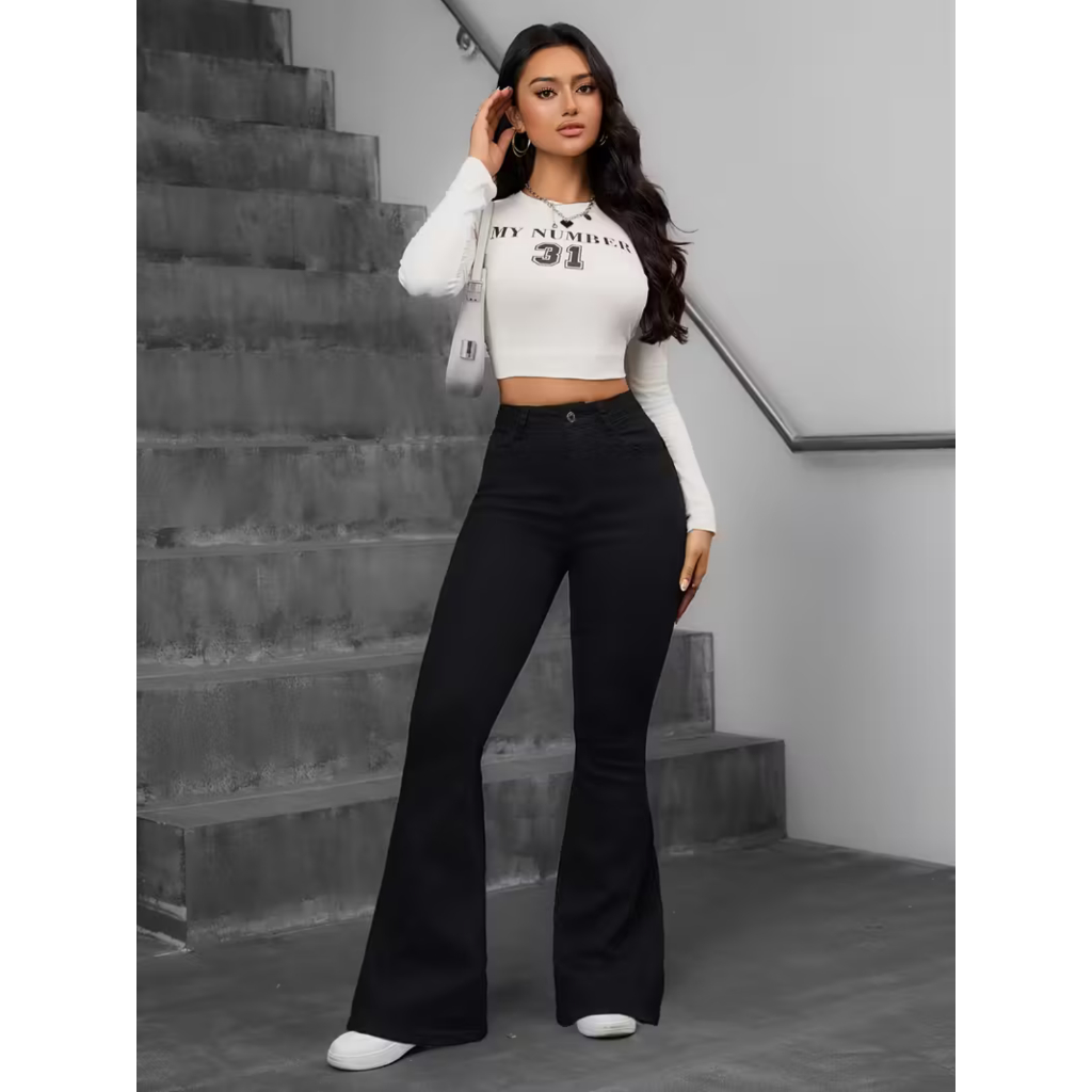 Calça Feminina Jeans Premium Flare Estilo Gringa Levanta Bumbum em Oferta na Shopee