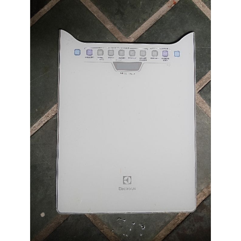 Usado
Painel / Vidro Da Porta Lava Louças Electrolux Li14b (Usado)