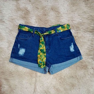 short jeans boyfriend do brasil/ jeans escuro com lenço do brasil