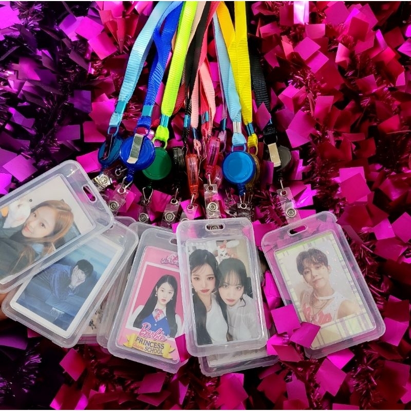 PORTA CRACHÁ OU FOTO COM PHOTOCARD FANMADE KPOP BTS BLACK PINK TWICE IVE NCT SEVENTEEN ENHYPEN TXT STRAY KIDS RIIZE