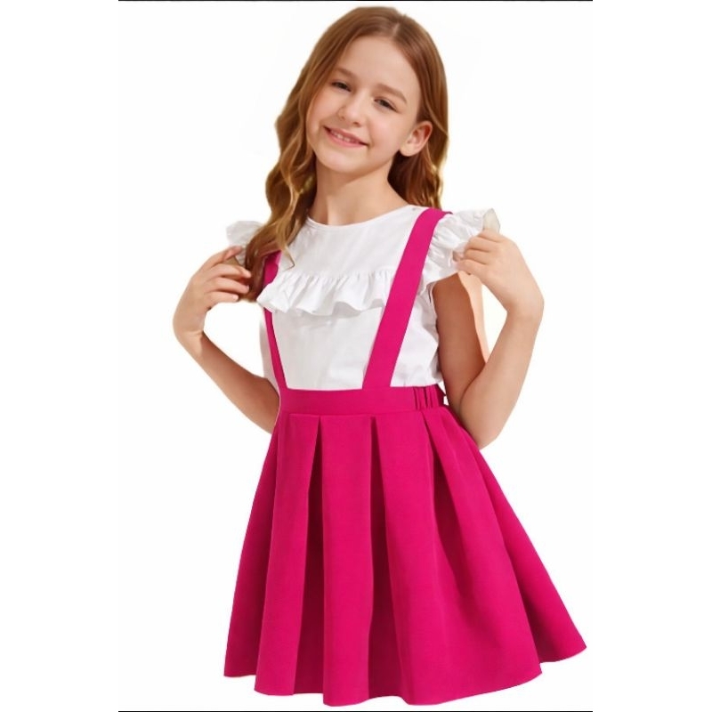 jardineira infantil salopete pregas  com botão..