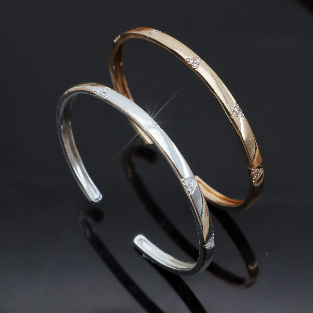 Bracelete Banho de Ouro 18K ou Prata 925 Curva Brilhante com Zircônias Versátil em Oferta na Shopee