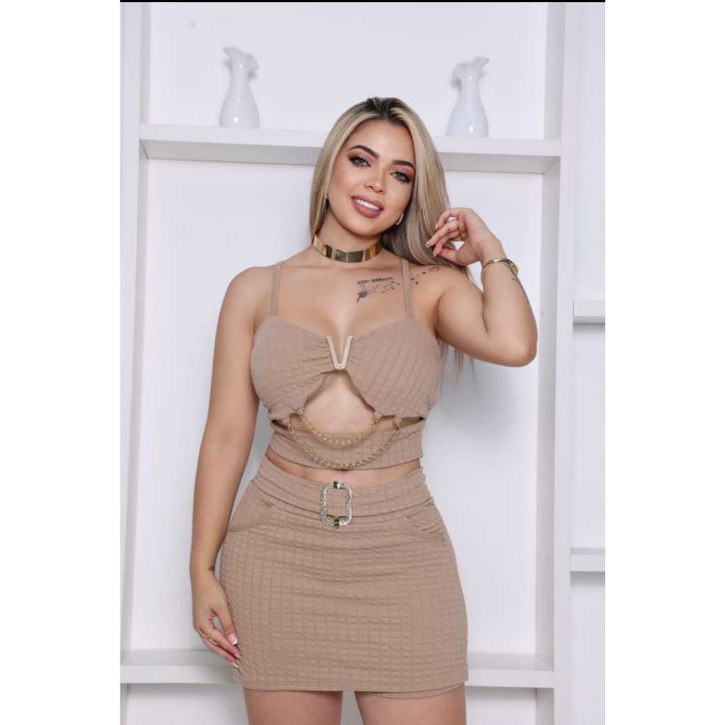 conjunto short saia e top de alcinha com bojo fivelas tecido anna ruga em Oferta na Shopee