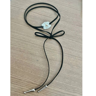 Colar Gravatinha Country Fivela  Com Inicial Estilo Rodeio com Pingente Folheado Western Fashion Boiadeira