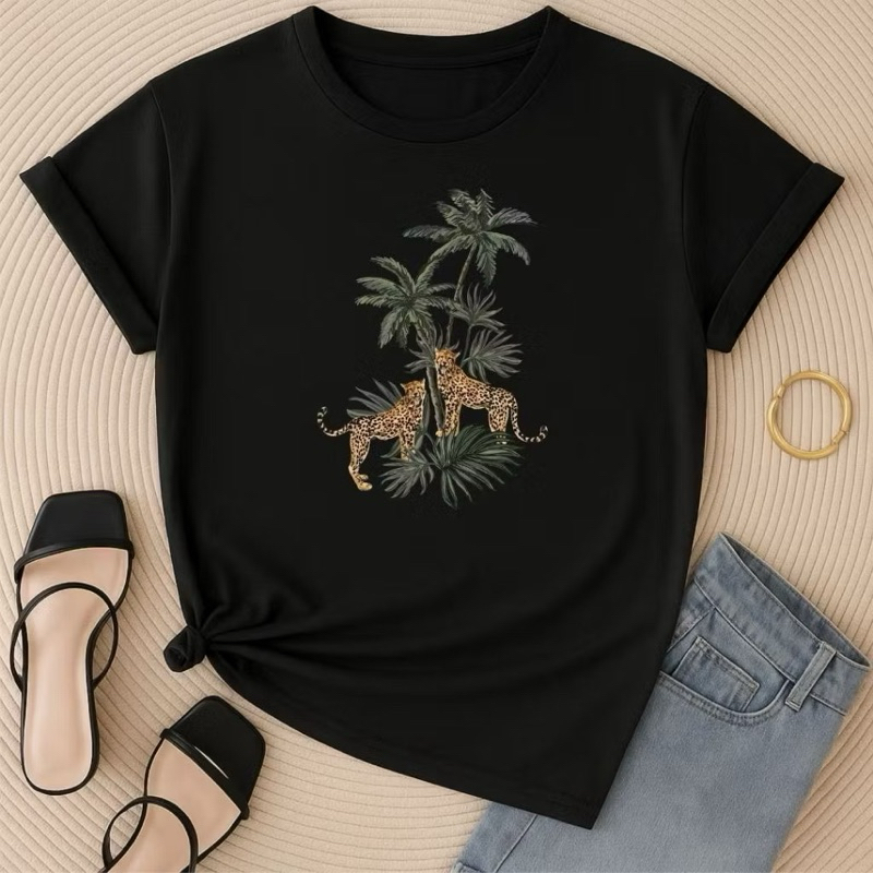 Camisa Feminina Moda Tropical Estilo Verão T-shirt Casual Coqueiro com Estampa de Leopardo e Palmeiras