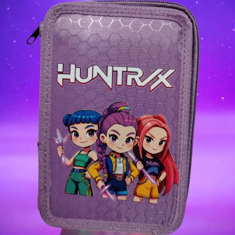 estojo escolar box  huntrax guerreiras do k-pop 4 ziper em Oferta na Shopee