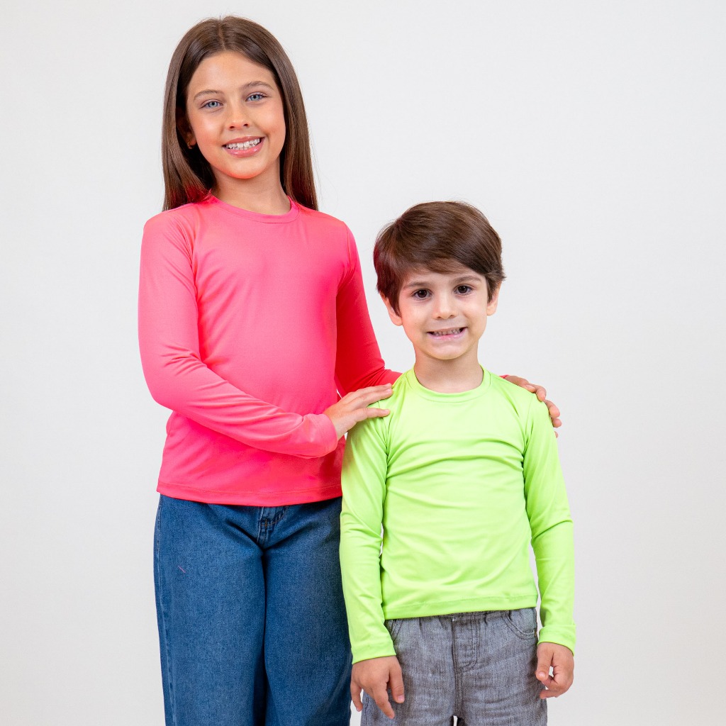 Camisa Infantil Proteção Solar UV50+ Unissex Blusa Térmica Solar Menino e Menina TAM-02 à 14 anos
