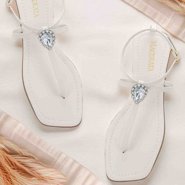 Sandália Rasteira Feminina Macerata Glam Cristal com Pedraria Elegante Estilo Minimalista Ref: 102