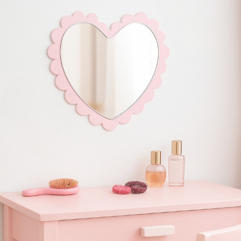 Espelho Coração Decorativo Quarto Menina Infantil Mini Camarim Penteadeira Parede Mdf e Acrílico em Oferta na Shopee