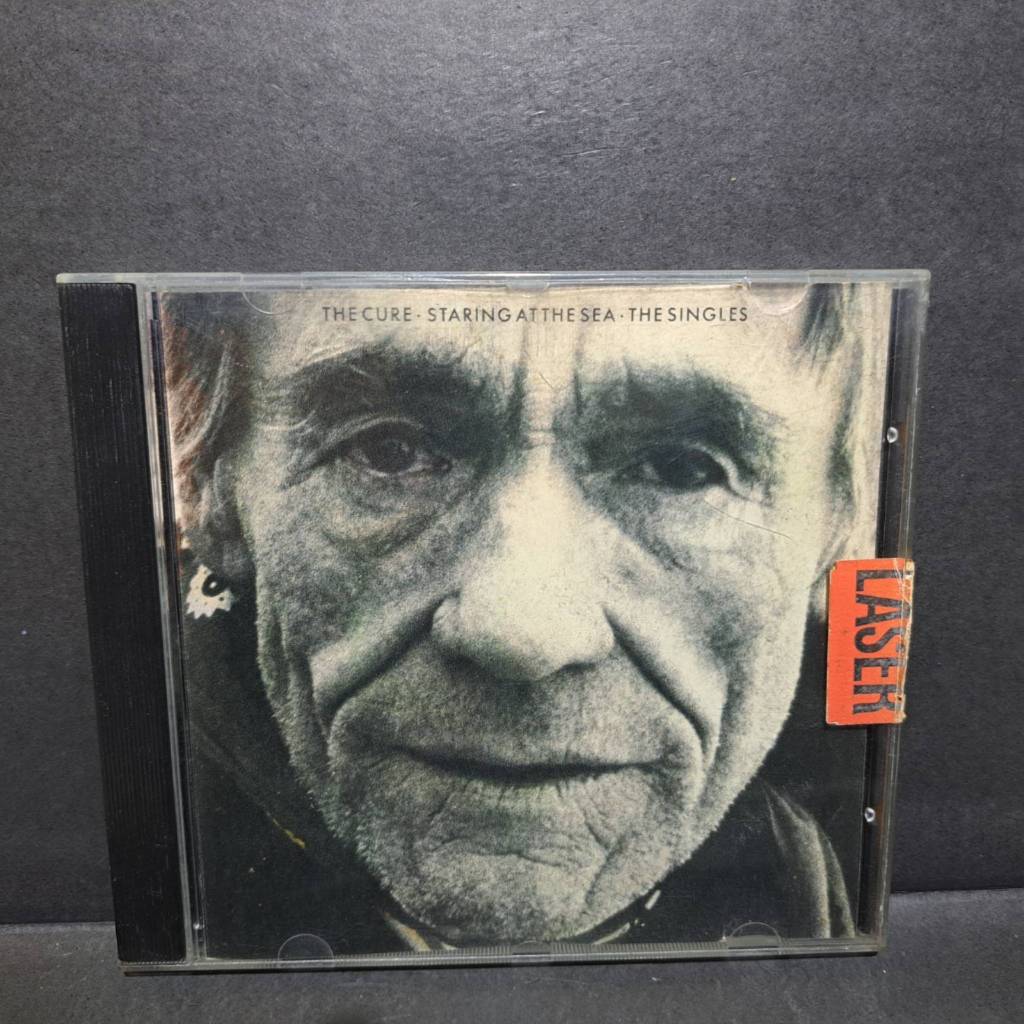 CD The Cure/ Staring at The Sea/ The Singles
