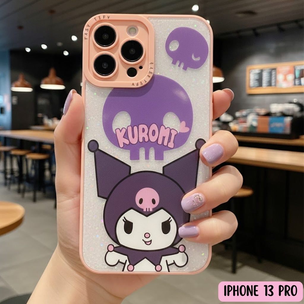 Capinha iPhone 13 Pro Kuromi Roxa com Brilho Glitter Luxo Sanrio Capa Personagem Case Luxo
