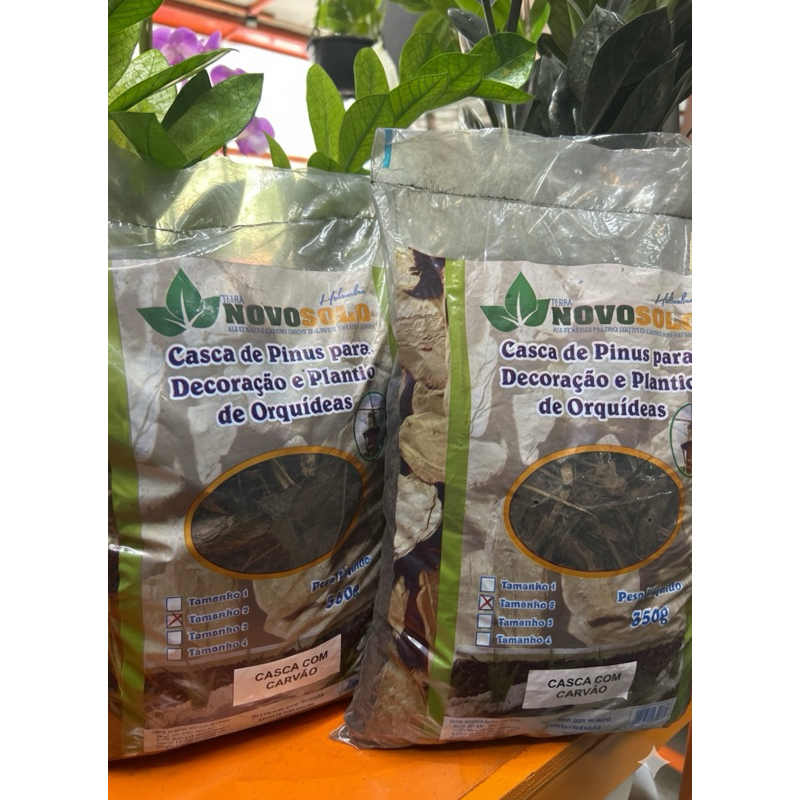 kit 2 Casca de Pinus com Carvão Para Plantio de Orquídeas Novosolo Substrato Orquídeas