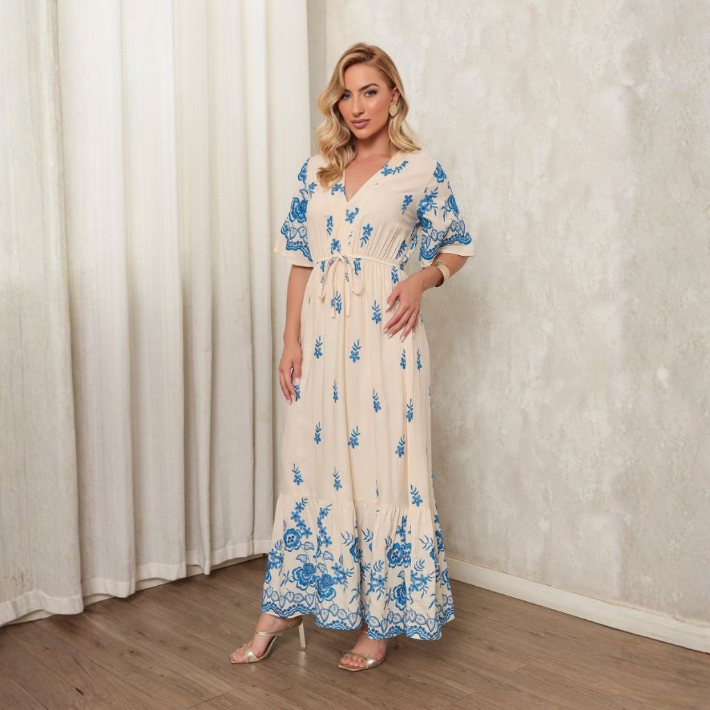 Vestido Feminino Longo Em Tecido Bordado Floral Elegante E Atemporal Moda Sofisticada