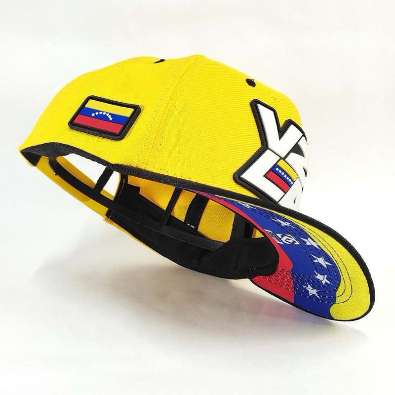 Boné VZLA Béisbol - Amarilho - Estampado em Gomas com Logotipo e Emblema da Bandeira Venezuelana