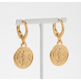 Brinco Banhado a Ouro 24K com Medalha Religiosa de São Bento 2 Anos de Garantia em Oferta na Shopee