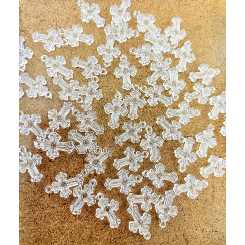 Mini Crucifixo Transparente em Acrílico – 17x31mm  100 Peças em Oferta na Shopee