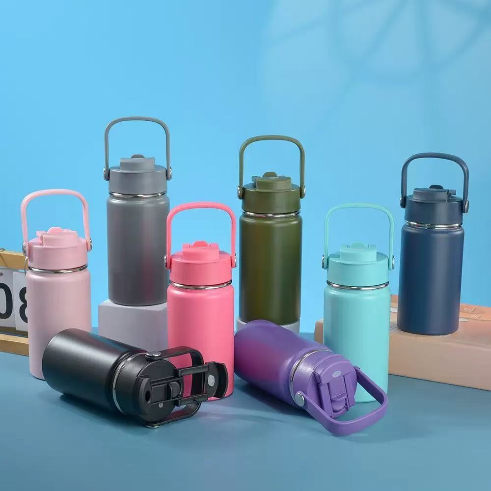 Imagem Garrafa térmica inox 350ml,600ML/800ML  bico duplo com capa protetora de silicone--