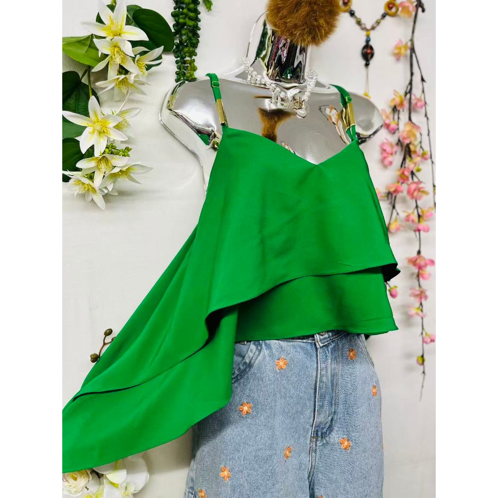 T123 Top de alcinha com babado duplo, silhueta assimétrica super fashion! em Oferta na Shopee