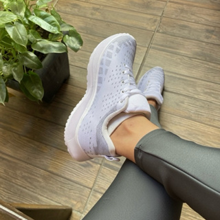 Tênis casual unissex, confortável e leve, perfeito para o dia a dia em Oferta na Shopee