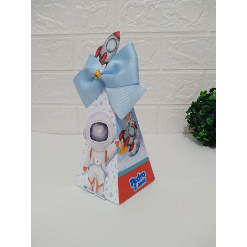 Caixa Pirâmide Personalizada Astronauta Lembrancinhas Personalizadas Caixinhas Personalizadas