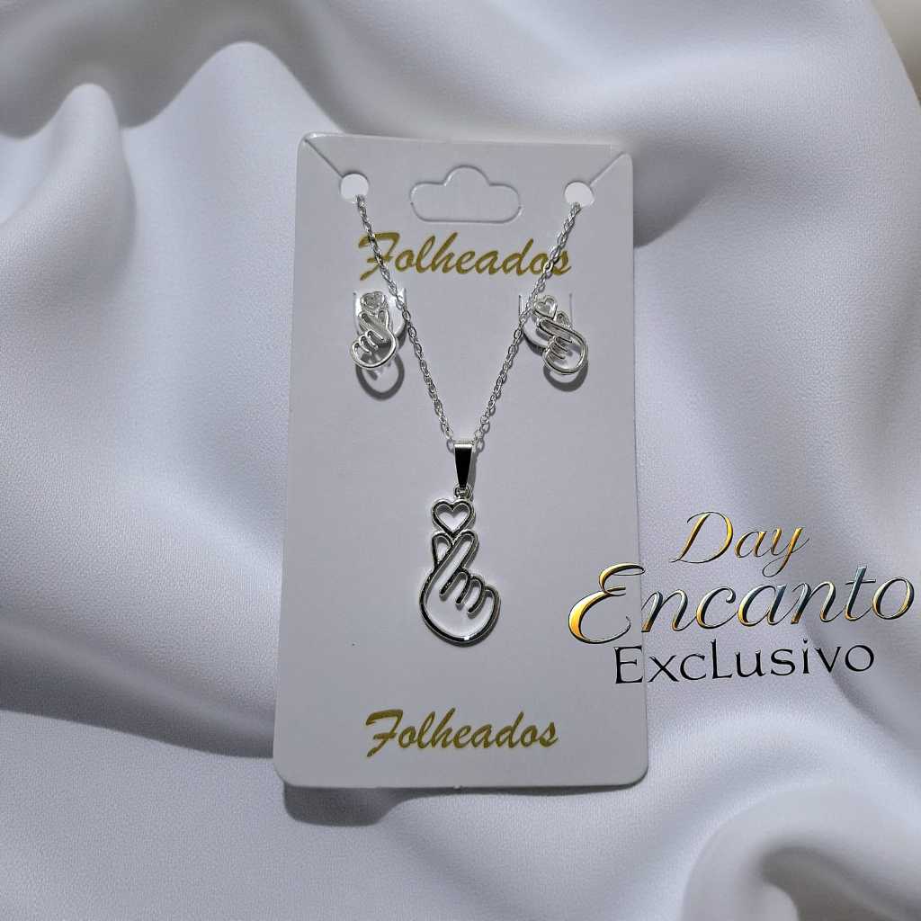 Kit Conjunto Colar e Brincos Gesto Coração Coreano Folheado a Prata 925 e Ouro 18K em Oferta na Shopee