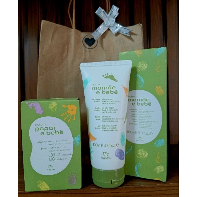 kit Combo 02 unds Sabonete Barra c 02 unds Sabonete Líquido 100ml Mãe e Bebê Natura.