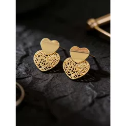 Brincos Femininos Coração Dourado ou Prateado – Leves, Antialérgicos, Design Vazado Elegante