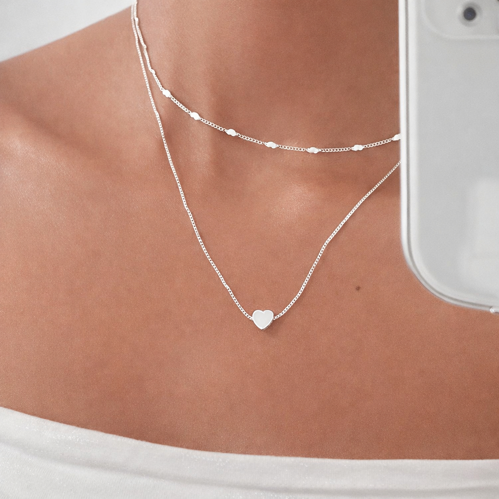 KIT 2 Choker Colar com detalhe de coração + Colar minimalista mini coração sólido banhado à prata 925 a ouro 18K em Oferta na Shopee