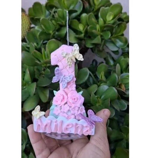 Vela de Aniversário Jardim Encantado - Personalizada com nome e número com pavio mágico em Oferta na Shopee