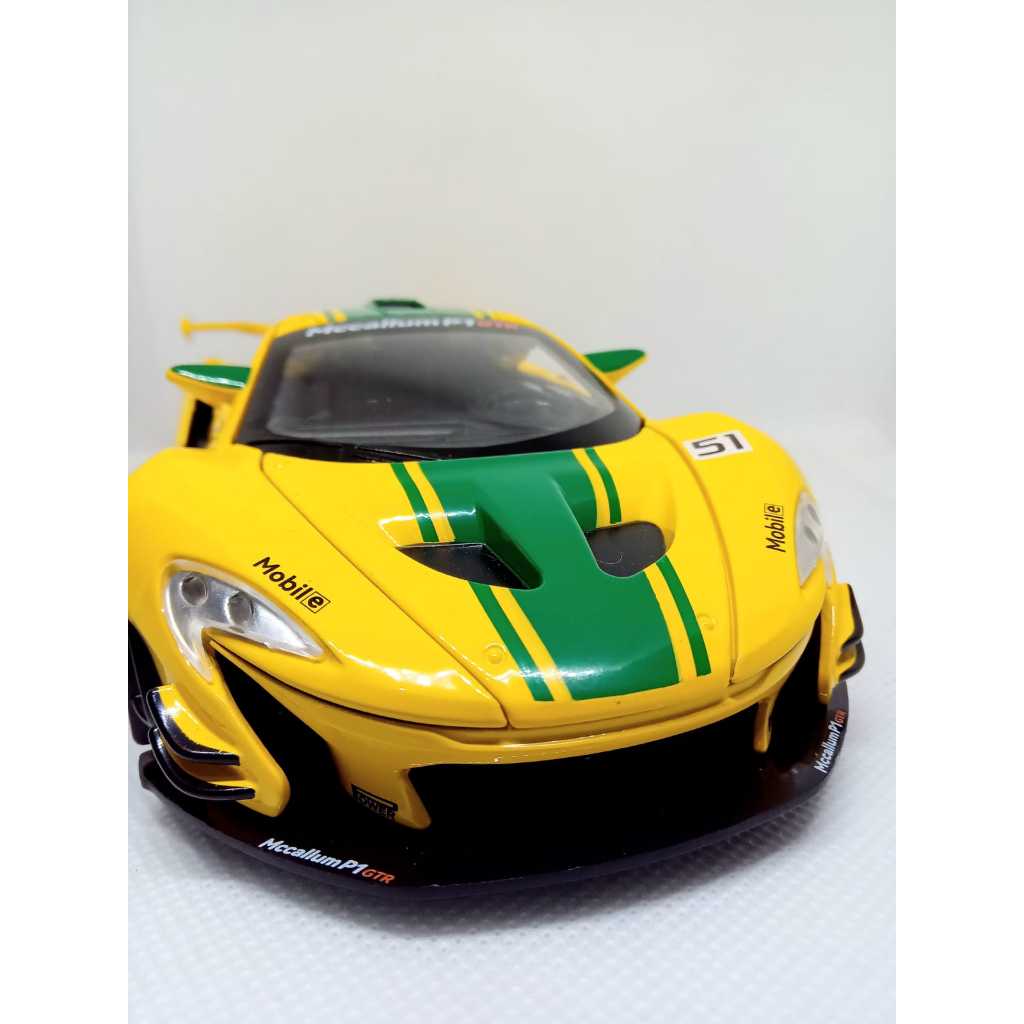 Miniatura Carrinho Metal Escala 1/24 McLaren Senna P1 Abre As Portas