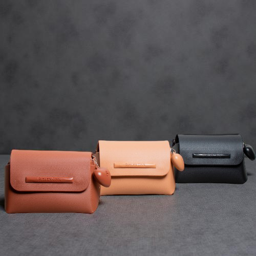 Bolsinha Suellen Pequena Feminina com Coração – Clutch, Necessaire, Bolsa Porta Maquiagem Império