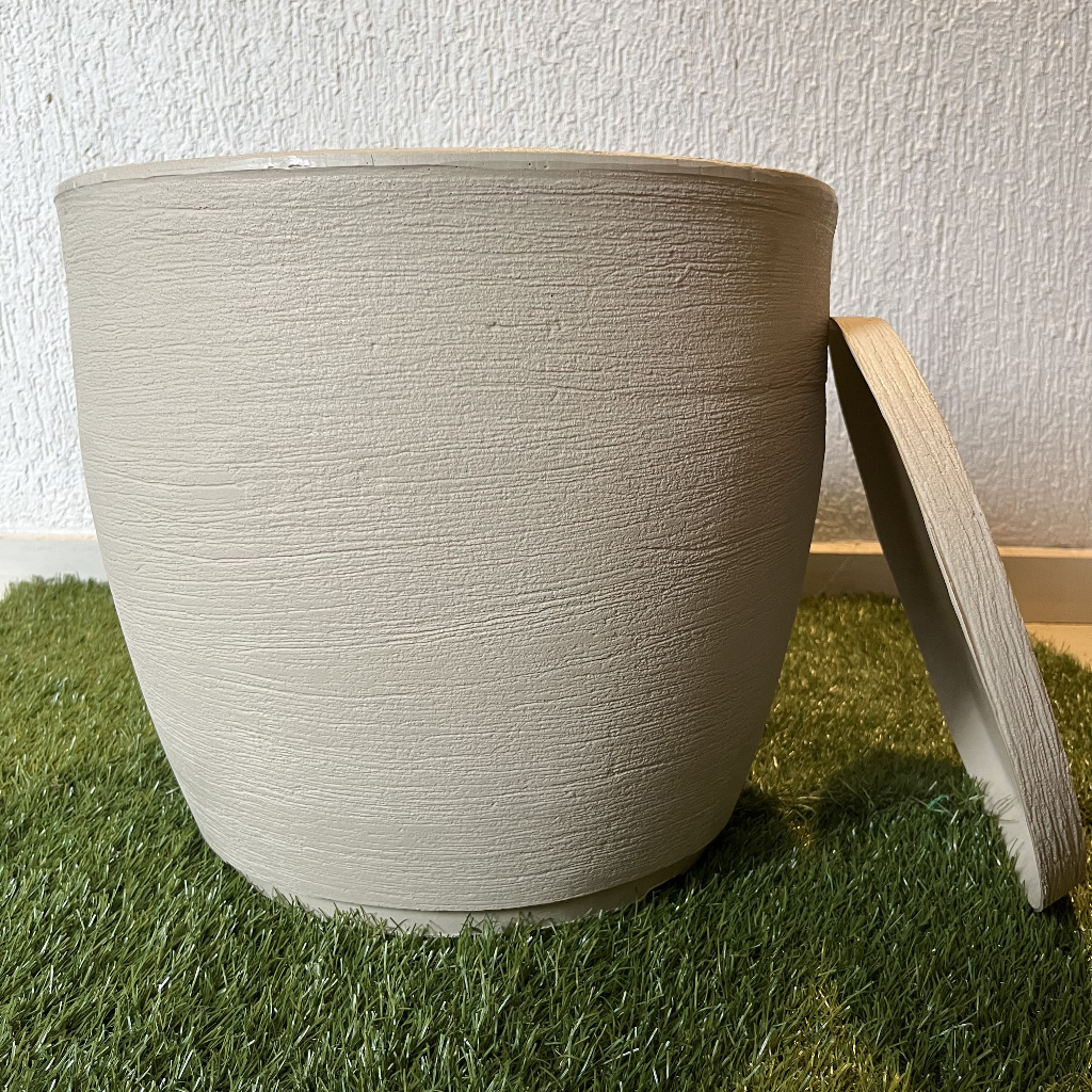 Vaso Decorativo Polietileno para Plantas Bojo Redondo Com Prato Medidas 35x40x30cm em Oferta na Shopee