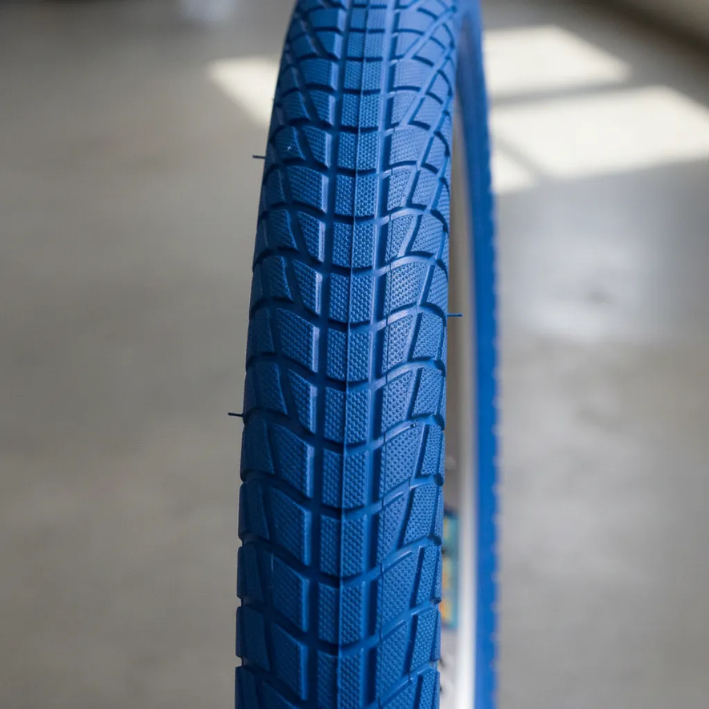 PNEU KENDA ARO 20X1.95 COLORIDO BMX CALOI CROSS FREESTYLE em Oferta na Shopee