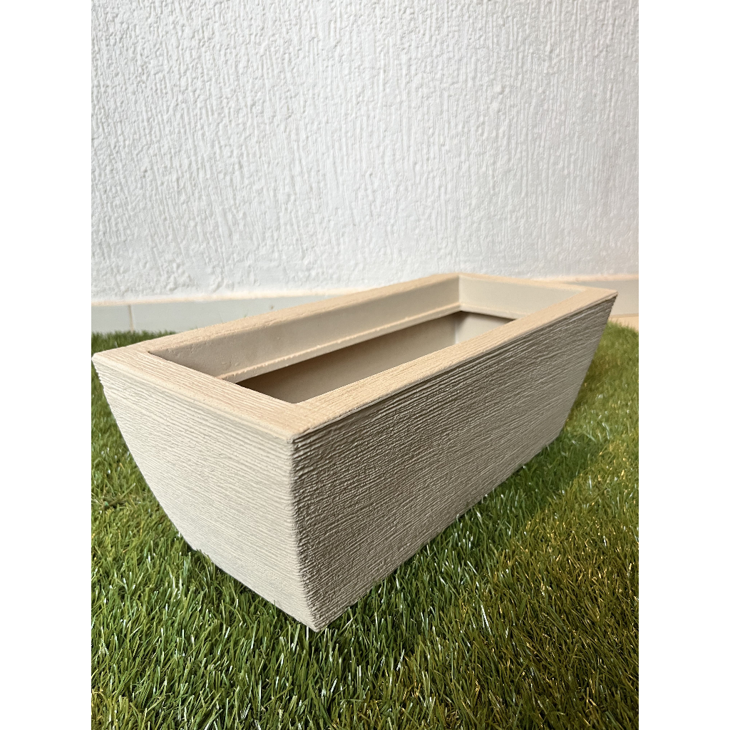 Vaso Decorativo Polietileno para Plantas Jardineira Medidas 15x18x41cm em Oferta na Shopee