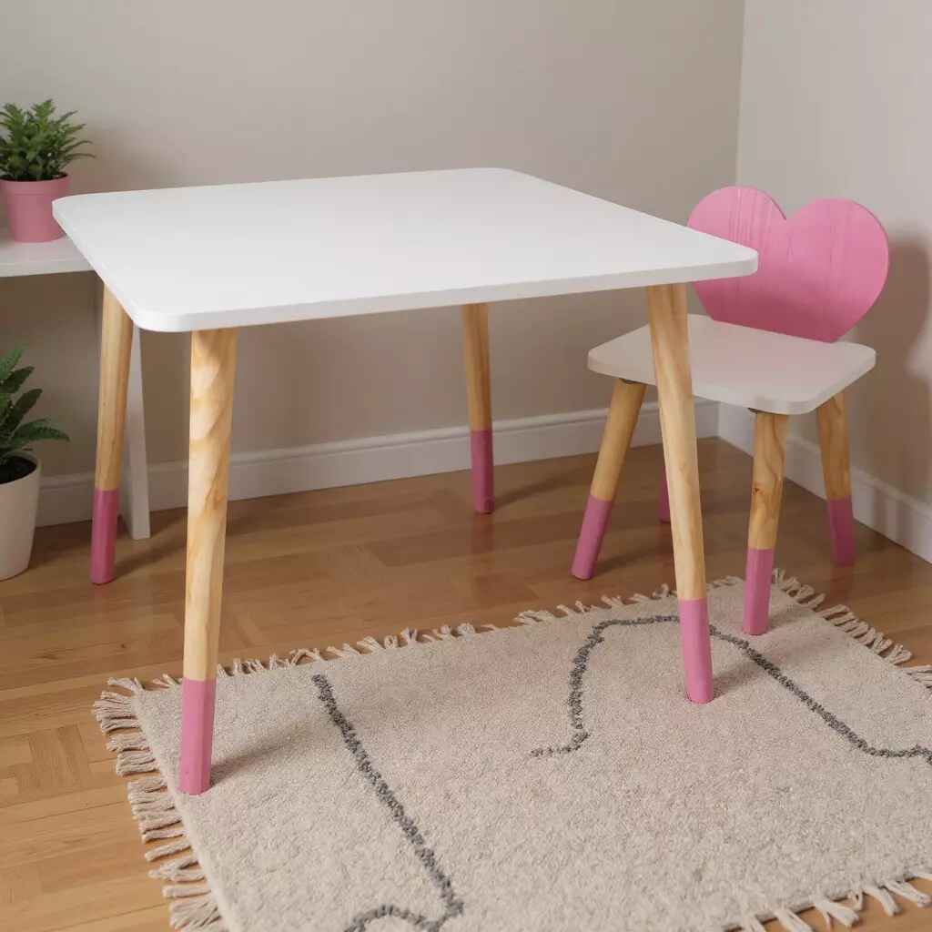 Mesa Cadeira Infantil Madeira Coração Brinquedo Pedagógico Mobiliário Quarto Mon